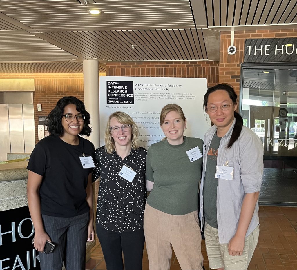 Ruvini Navaratna at the Data-Intensive Research Conference in Minneapolis, MN!